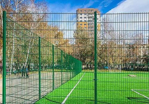 2Д забор для футбольной площадки в Асбесте